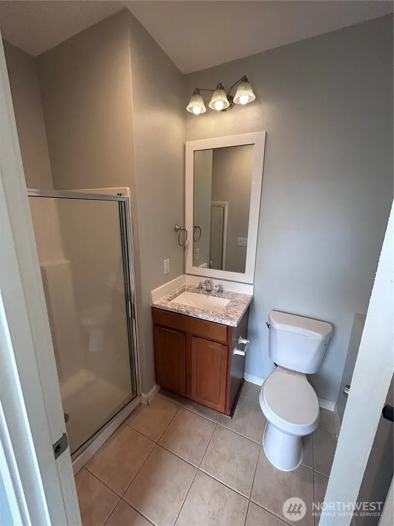 1218 32nd Street NE Auburn WA 98002
