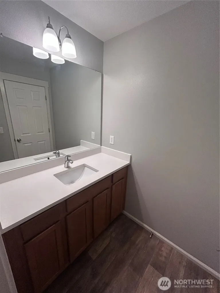 1218 32nd Street NE Auburn WA 98002