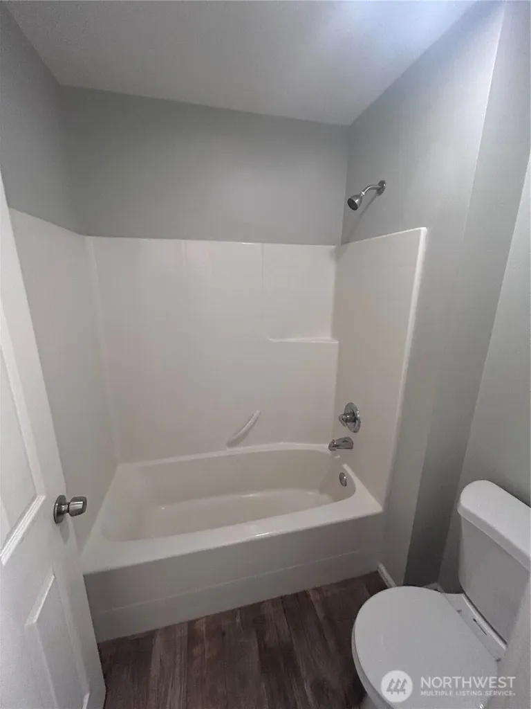 1218 32nd Street NE Auburn WA 98002