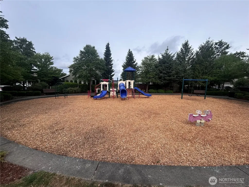 1218 32nd Street NE Auburn WA 98002