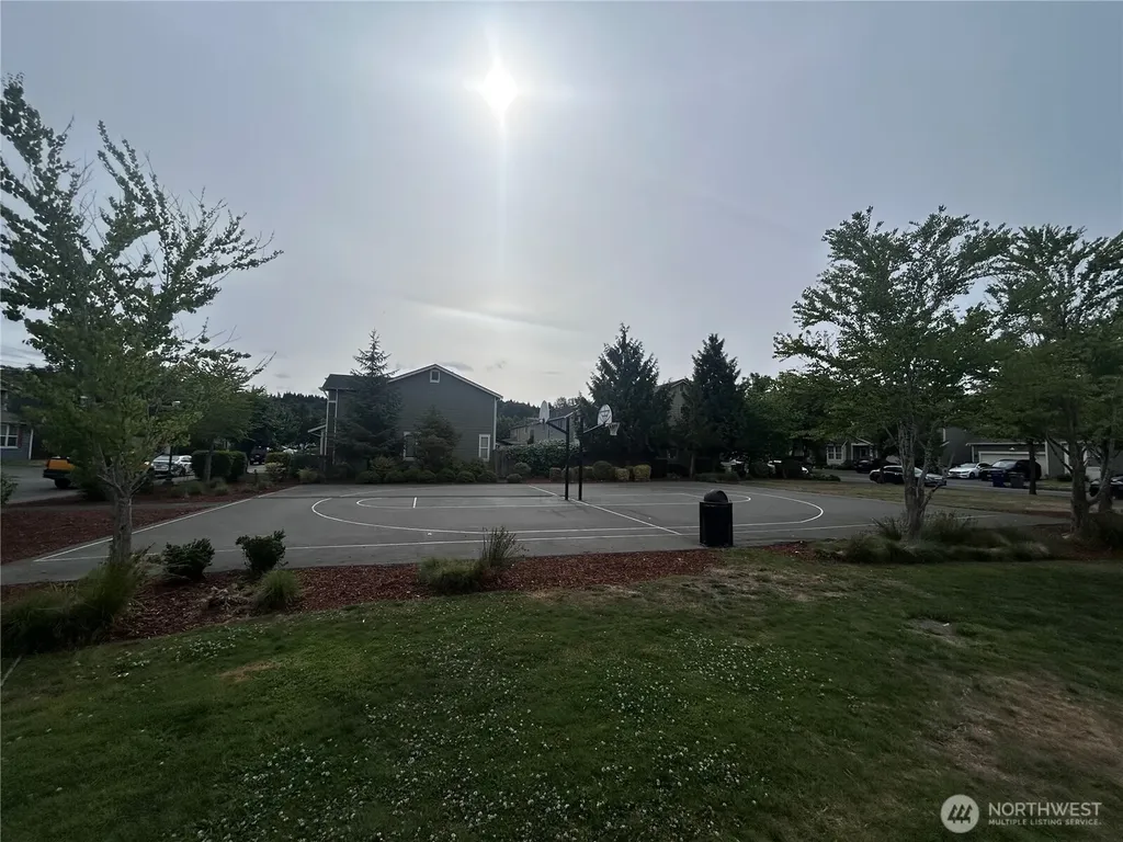 1218 32nd Street NE Auburn WA 98002