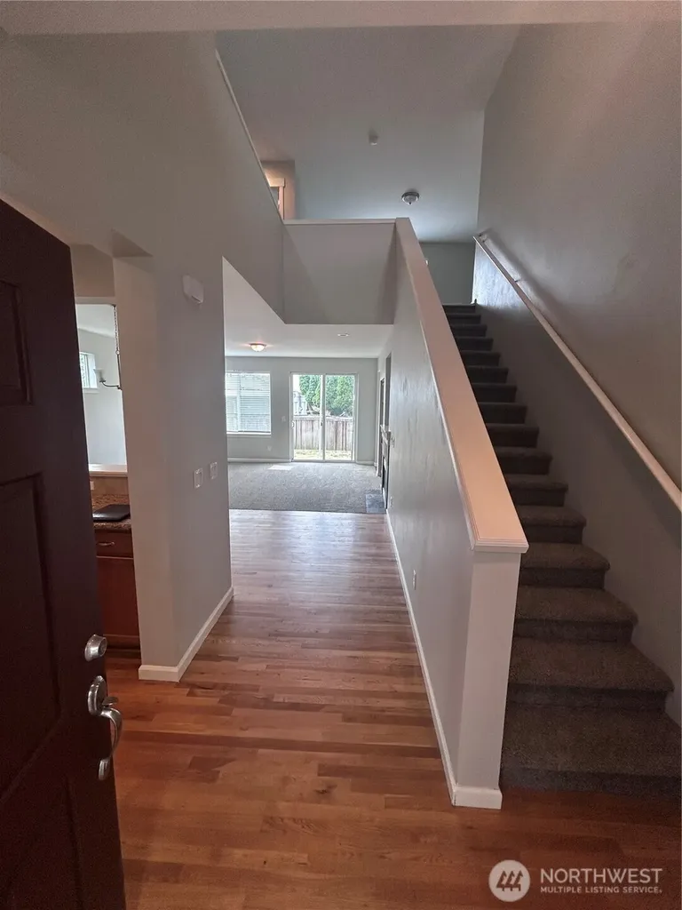 1218 32nd Street NE Auburn WA 98002