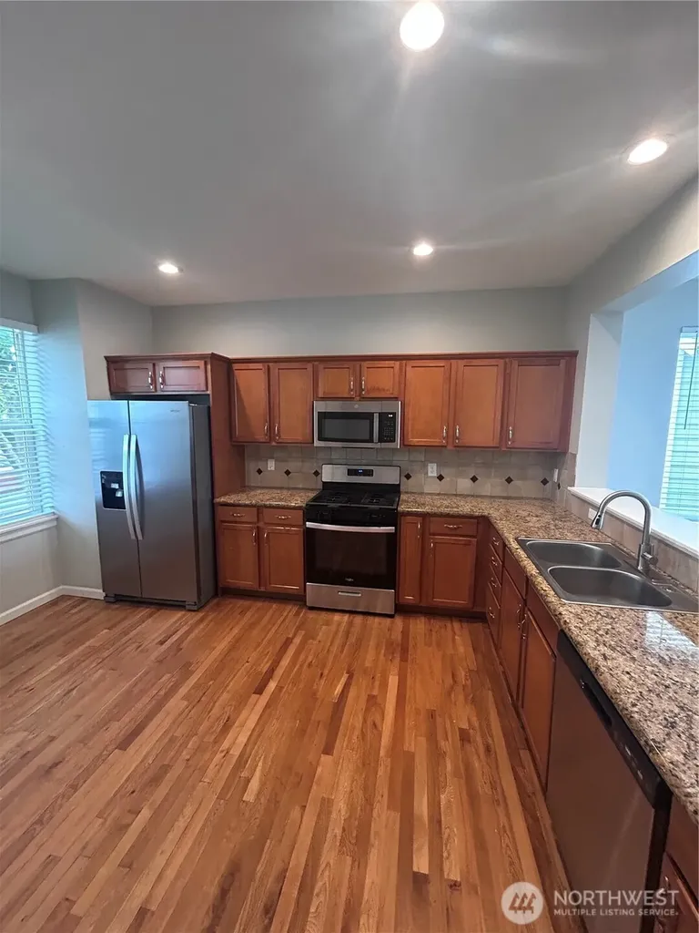 1218 32nd Street NE Auburn WA 98002