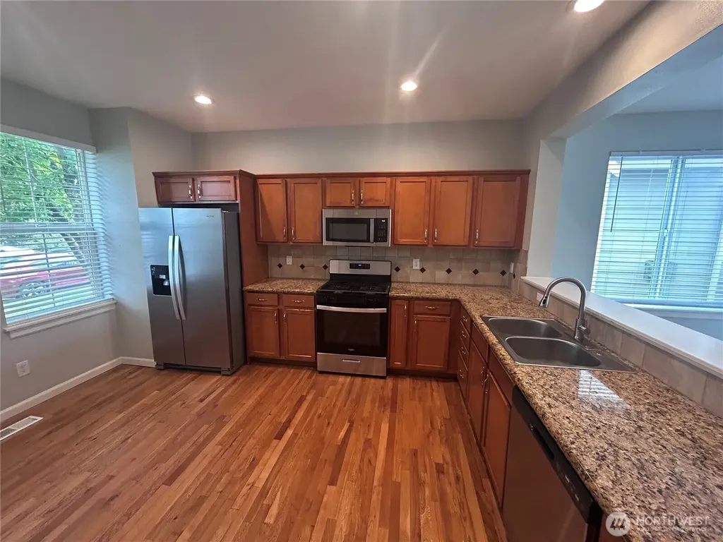 1218 32nd Street NE Auburn WA 98002