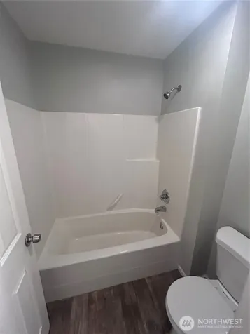 1218 32nd Street NE Auburn WA 98002