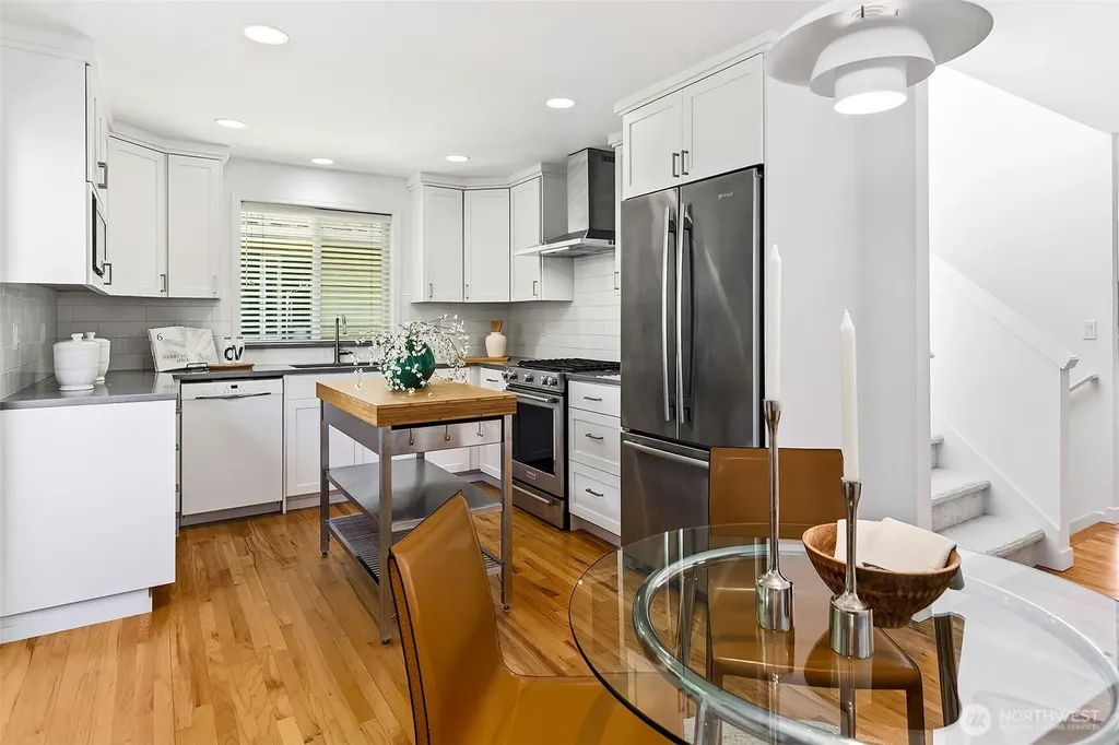 1426 18th Avenue Seattle WA 98122