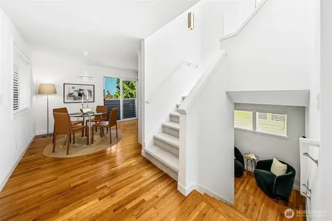 1426 18th Avenue Seattle WA 98122