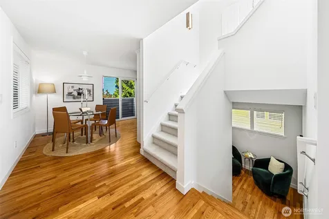 1426 18th Avenue Seattle WA 98122