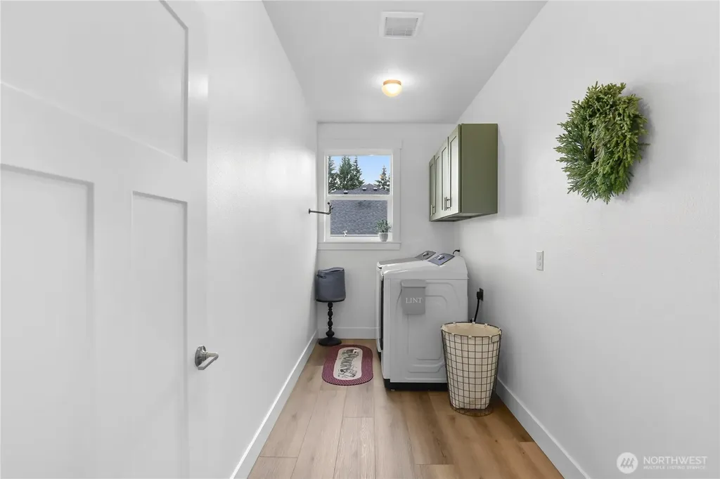 10135 Albany Park Lane SW Rochester WA 98579