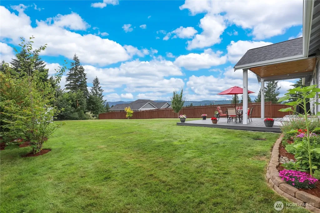 10135 Albany Park Lane SW Rochester WA 98579