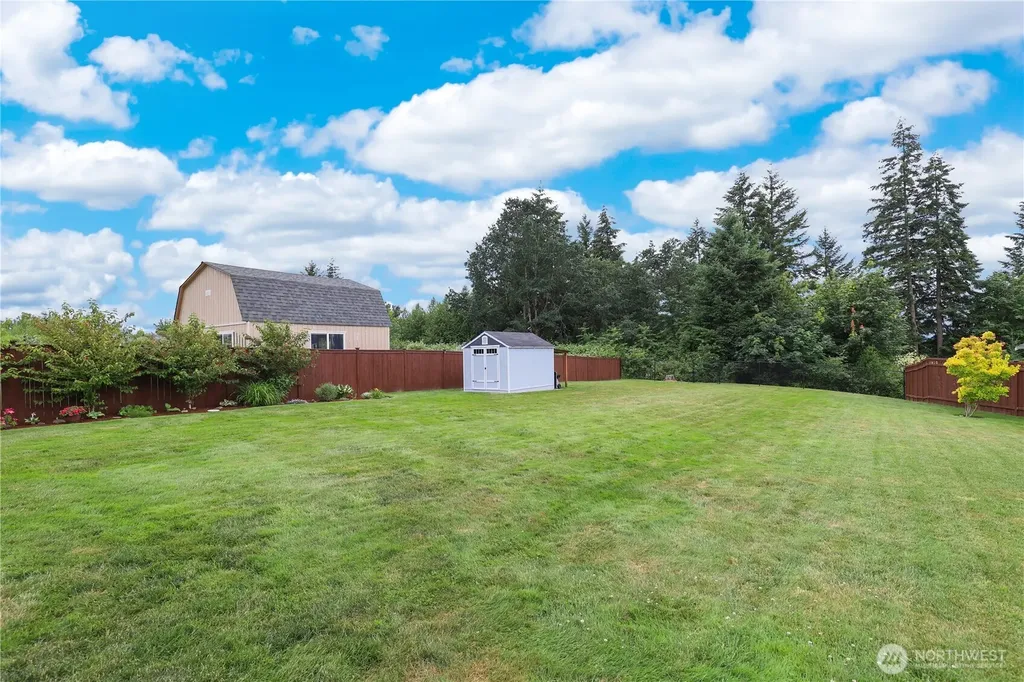 10135 Albany Park Lane SW Rochester WA 98579