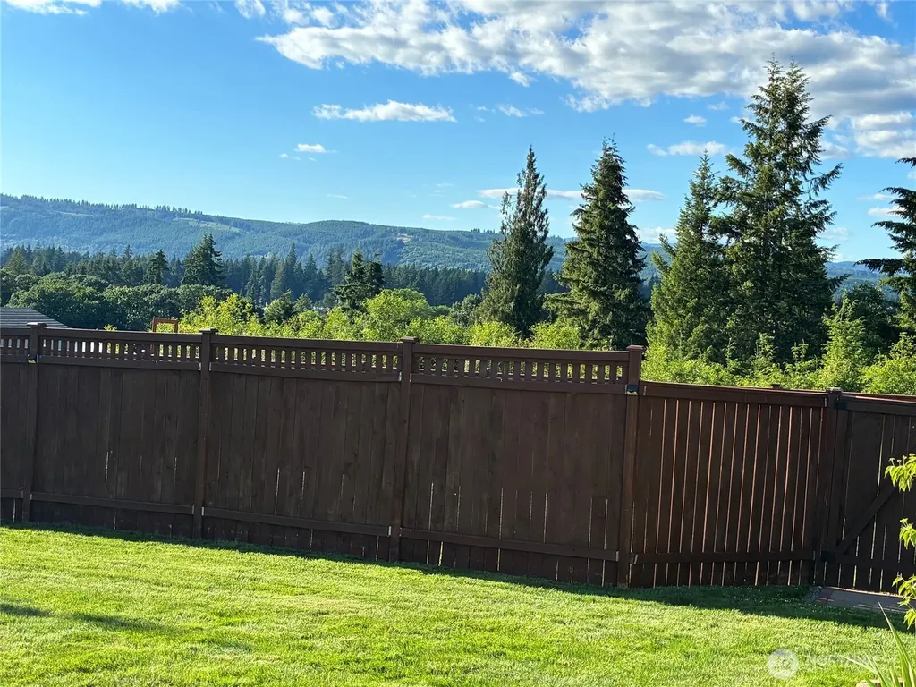 10135 Albany Park Lane SW Rochester WA 98579