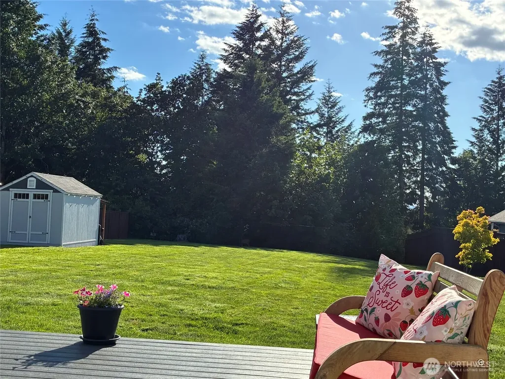 10135 Albany Park Lane SW Rochester WA 98579