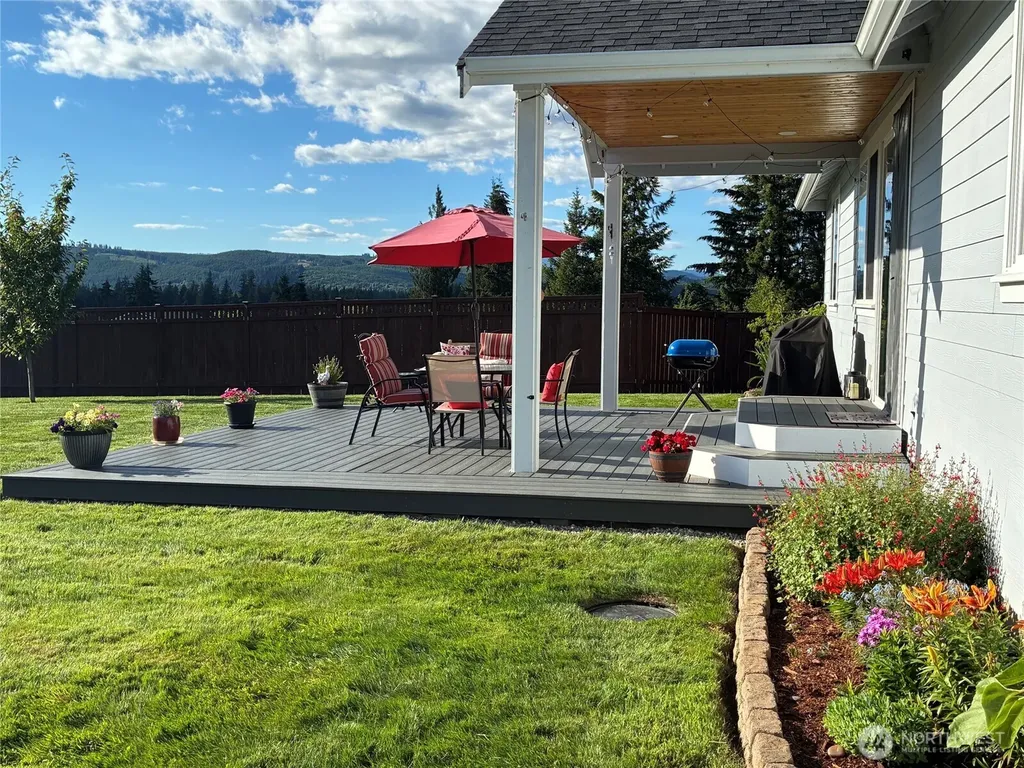 10135 Albany Park Lane SW Rochester WA 98579