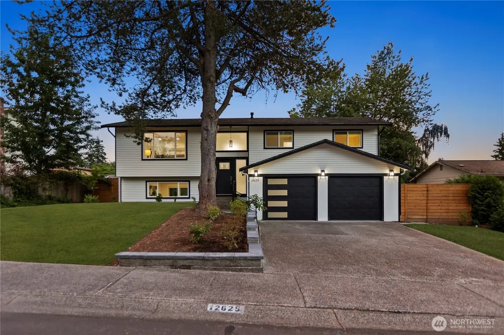 12625 NE 133rd Place Kirkland WA 98034
