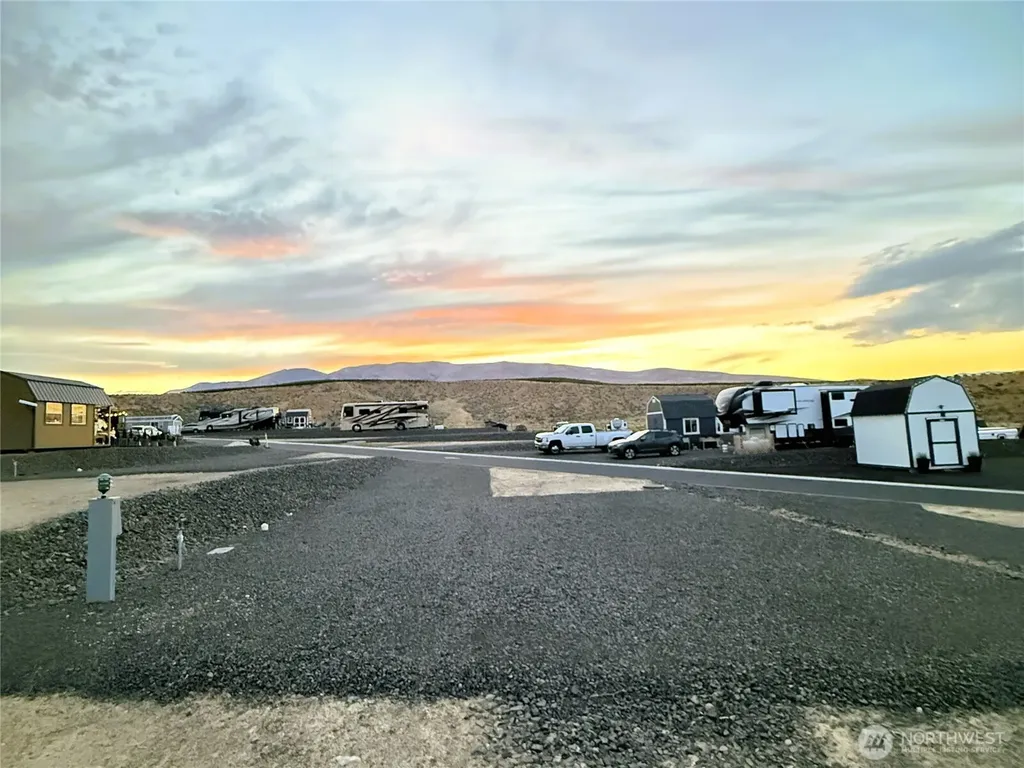 1769 Naches Wenas Road Selah WA 98942