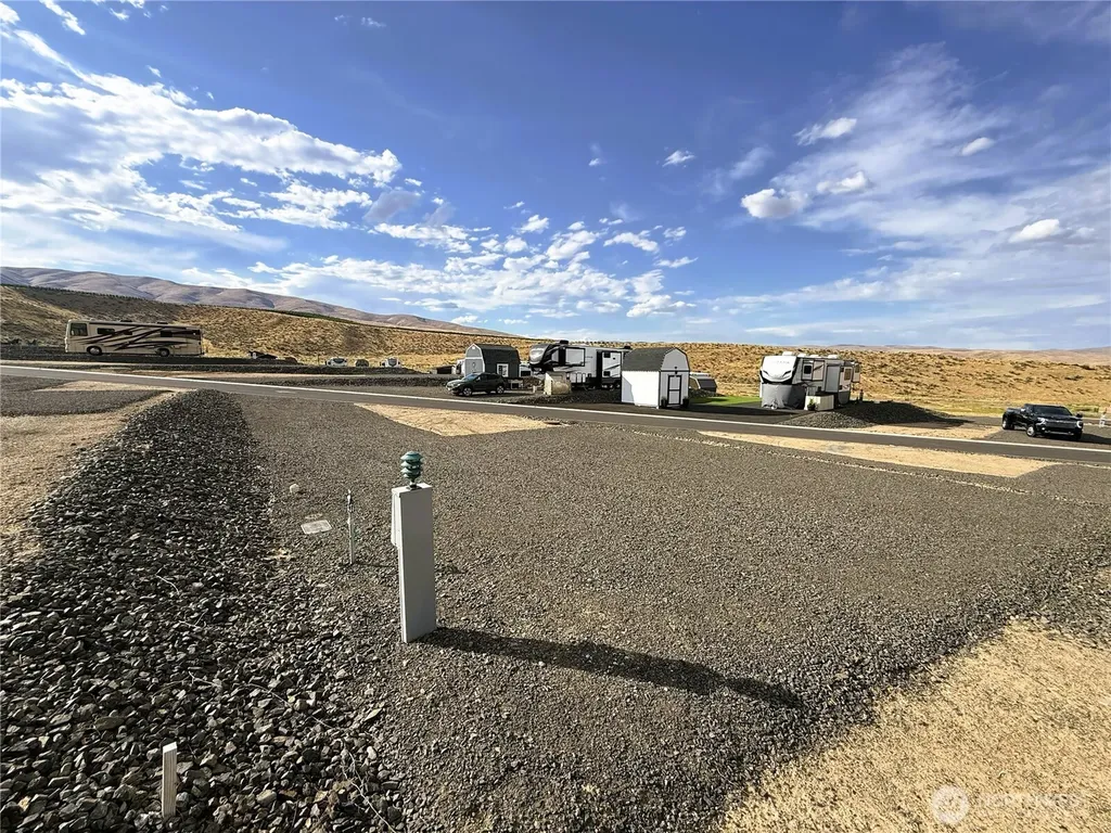 1769 Naches Wenas Road Selah WA 98942