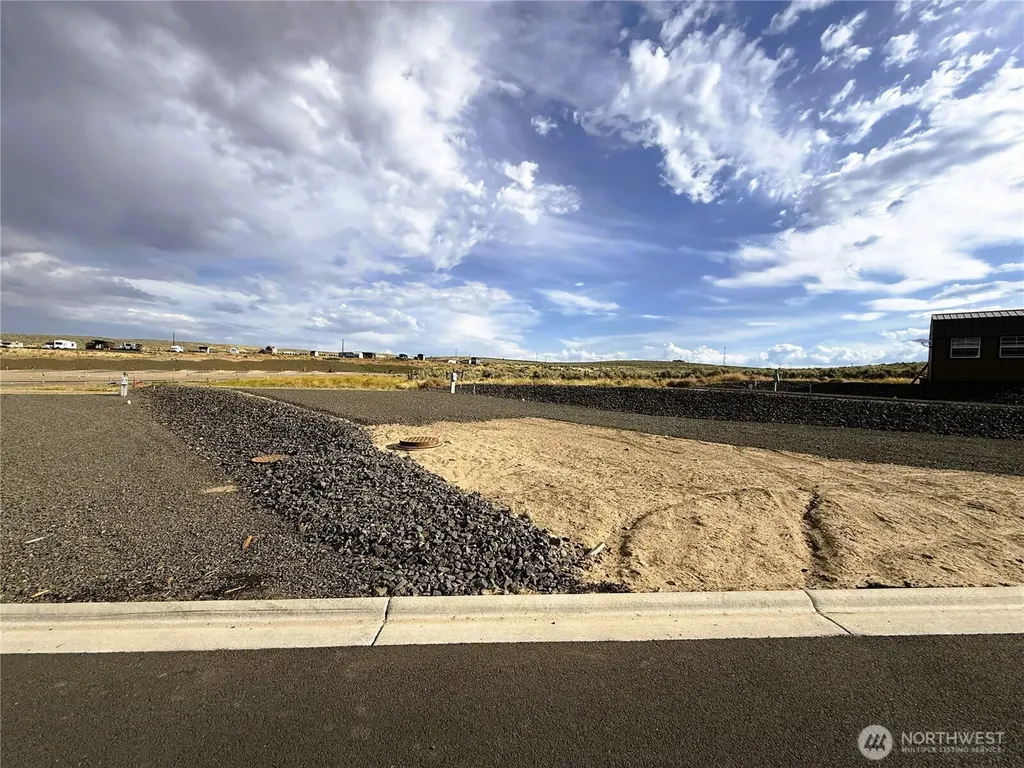 1769 Naches Wenas Road Selah WA 98942