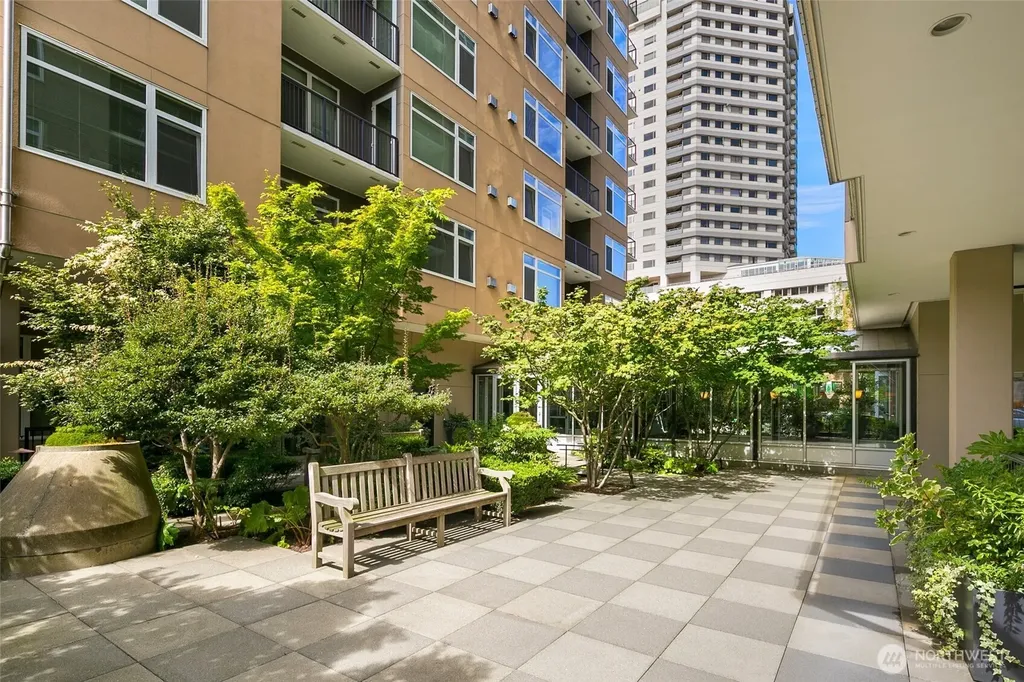 2801 1st Avenue Seattle WA 98121