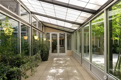 2801 1st Avenue Seattle WA 98121
