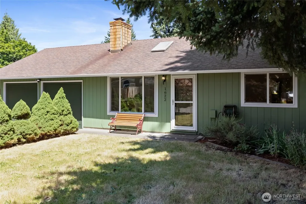 1622 SW 350th Street Federal Way WA 98023