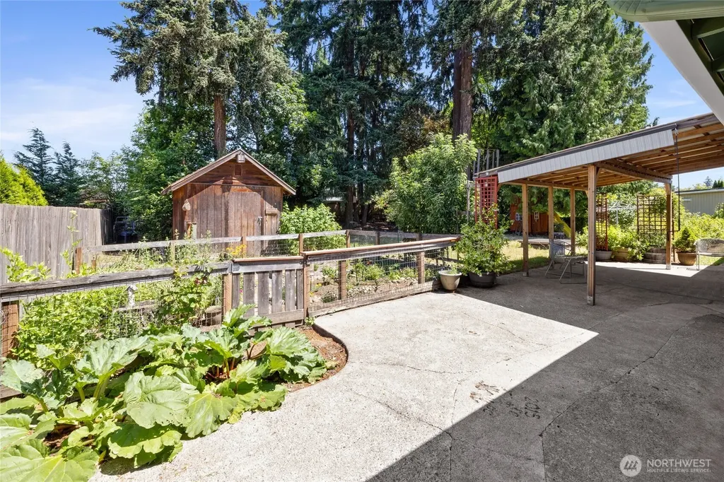 1622 SW 350th Street Federal Way WA 98023
