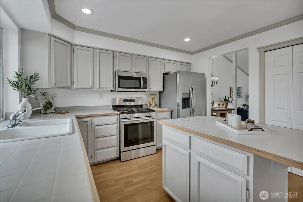 11746 SE 268th Street Kent WA 98030
