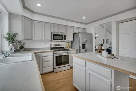 11746 SE 268th Street Kent WA 98030