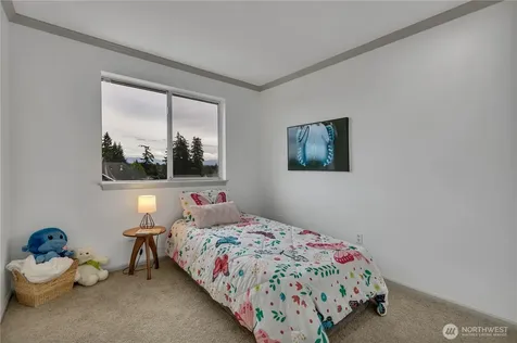 11746 SE 268th Street Kent WA 98030