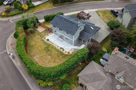 11746 SE 268th Street Kent WA 98030