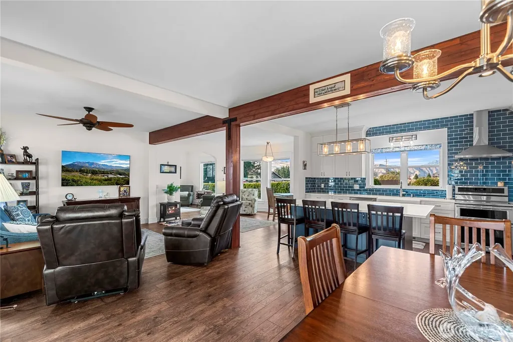 800 Autumn Crest Drive Wenatchee WA 98801