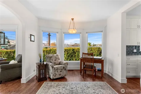 800 Autumn Crest Drive Wenatchee WA 98801