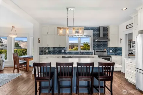 800 Autumn Crest Drive Wenatchee WA 98801