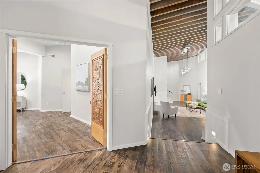 4456 Pinto Court NE Bainbridge Island WA 98110