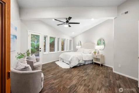 4456 Pinto Court NE Bainbridge Island WA 98110