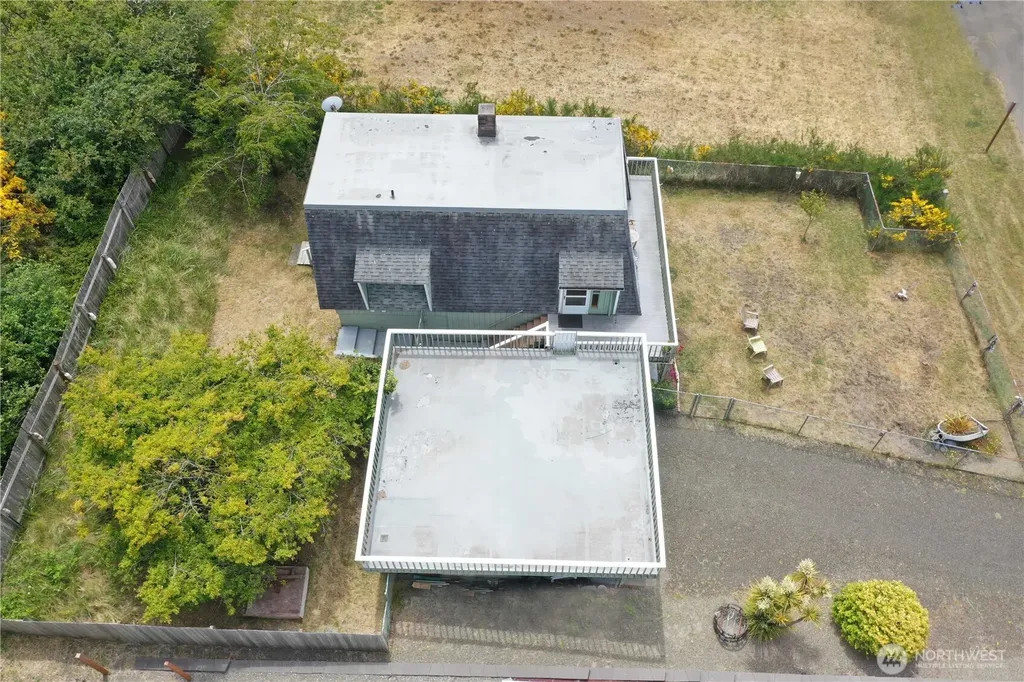912 Surf Street Westport WA 98595