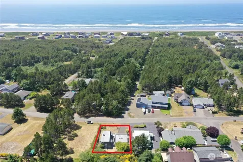 912 Surf Street Westport WA 98595
