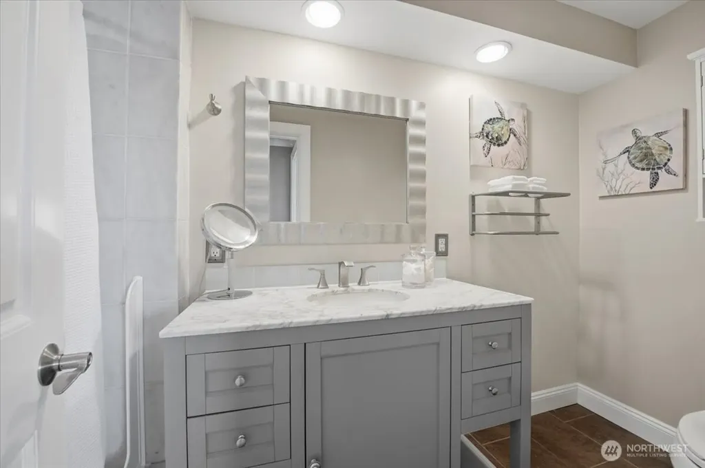 1024 Crestwood Lane Fircrest WA 98466