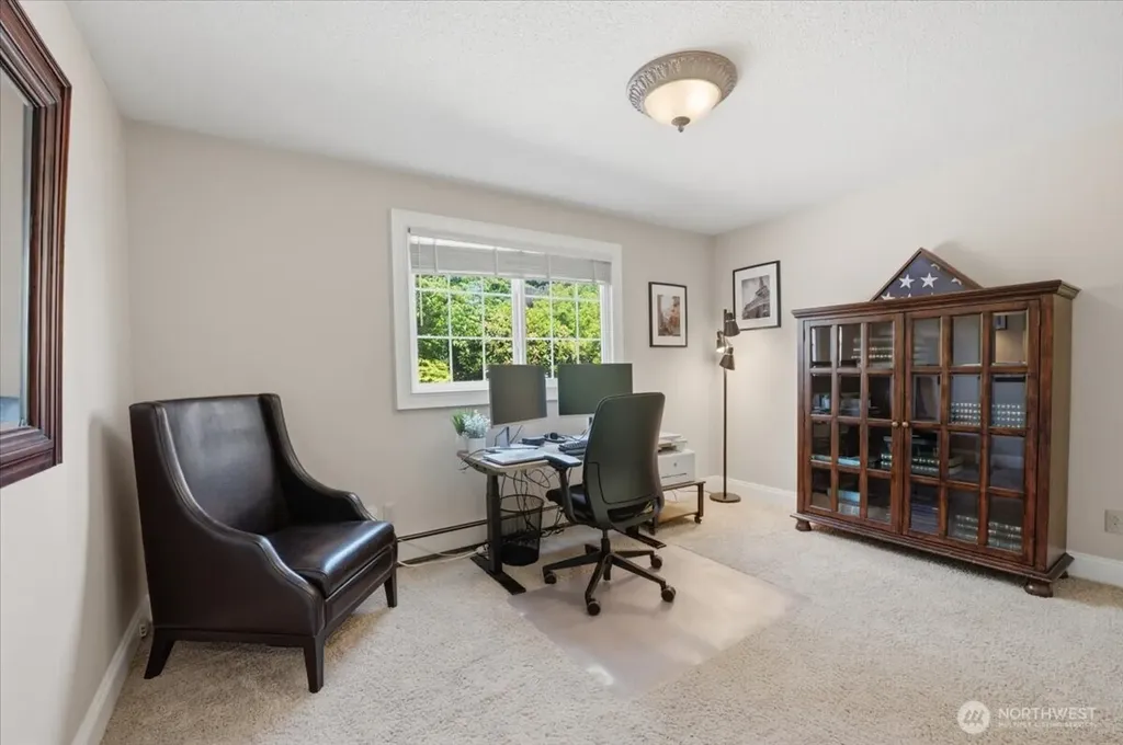 1024 Crestwood Lane Fircrest WA 98466