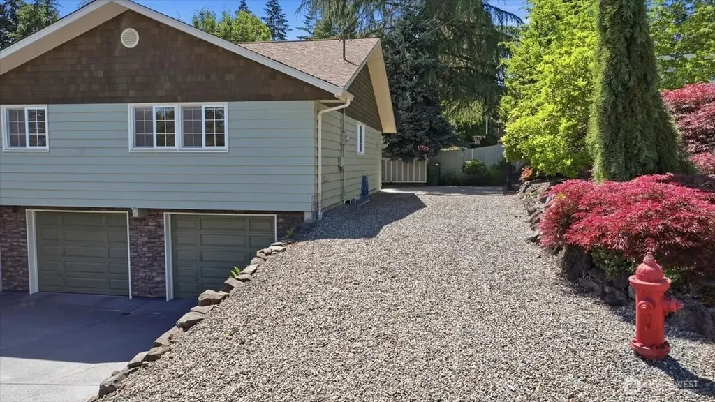 1024 Crestwood Lane Fircrest WA 98466