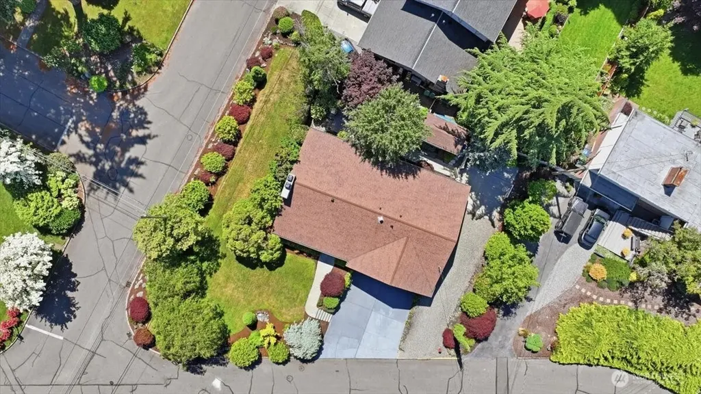 1024 Crestwood Lane Fircrest WA 98466