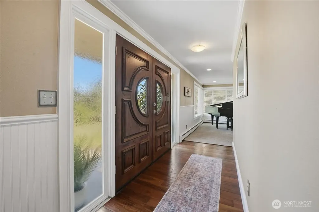 1024 Crestwood Lane Fircrest WA 98466