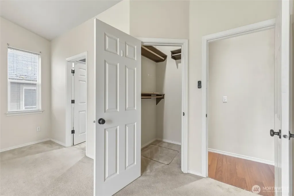 90 Glen Gate Loop Cathlamet WA 98612