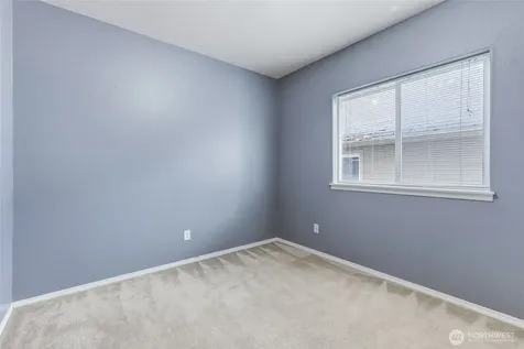 90 Glen Gate Loop Cathlamet WA 98612