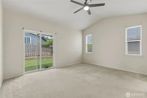 90 Glen Gate Loop Cathlamet WA 98612