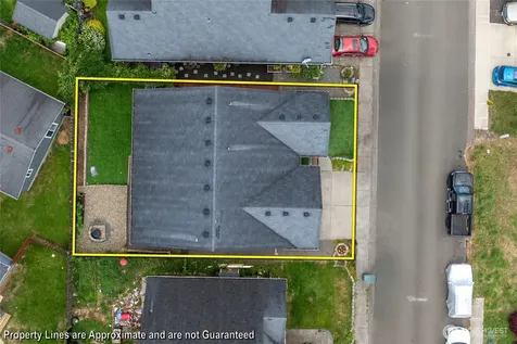 90 Glen Gate Loop Cathlamet WA 98612