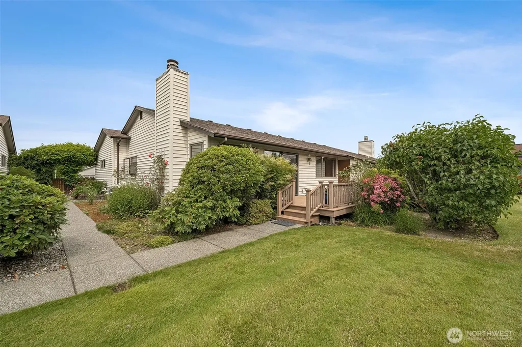 1069 Semanski Street Enumclaw WA 98022