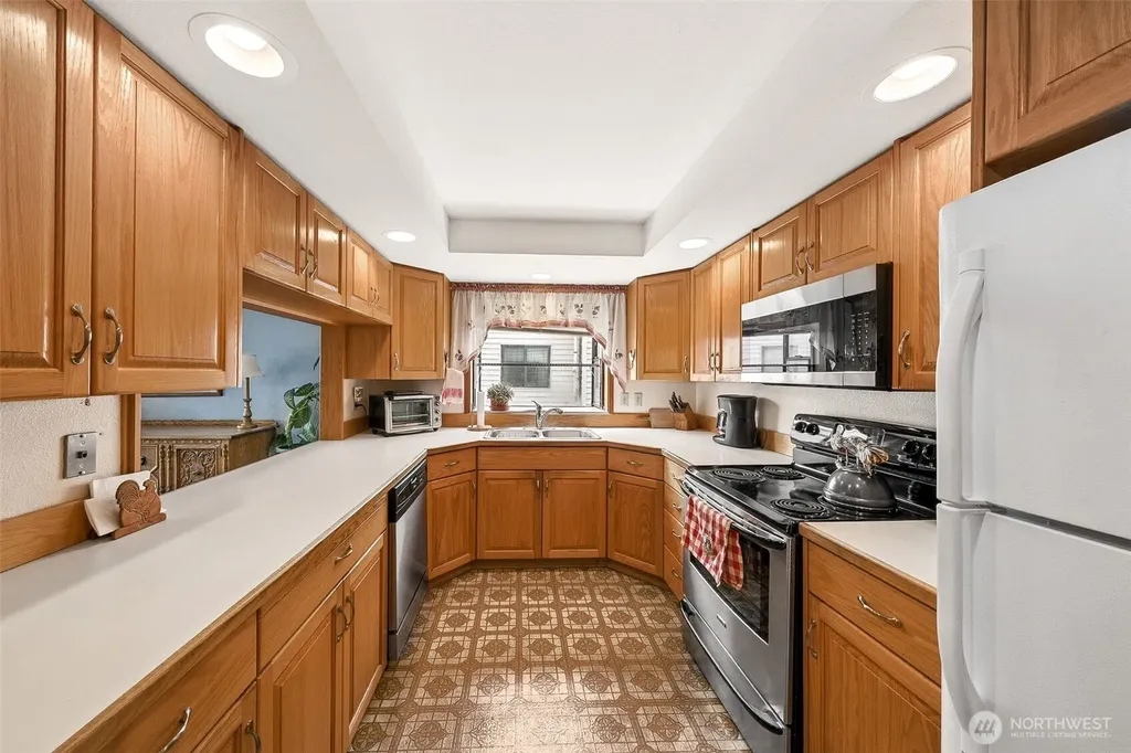 1069 Semanski Street Enumclaw WA 98022