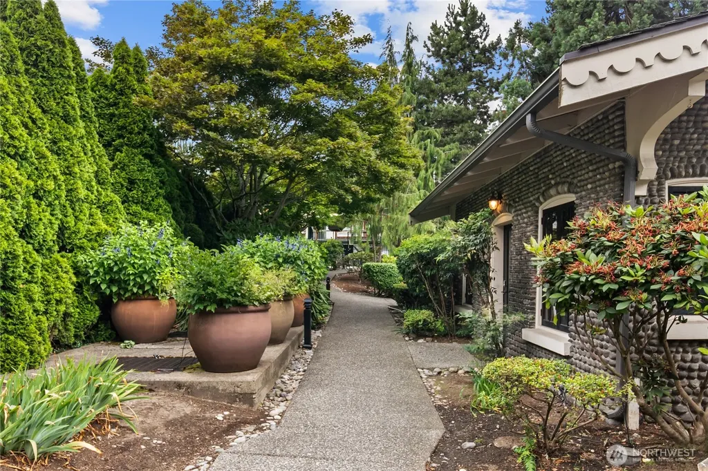 1311 12th Avenue S Seattle WA 98144