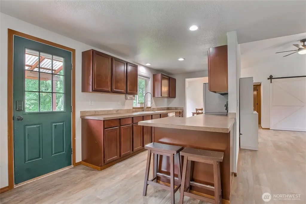 15611 SE 322nd Place Auburn WA 98092